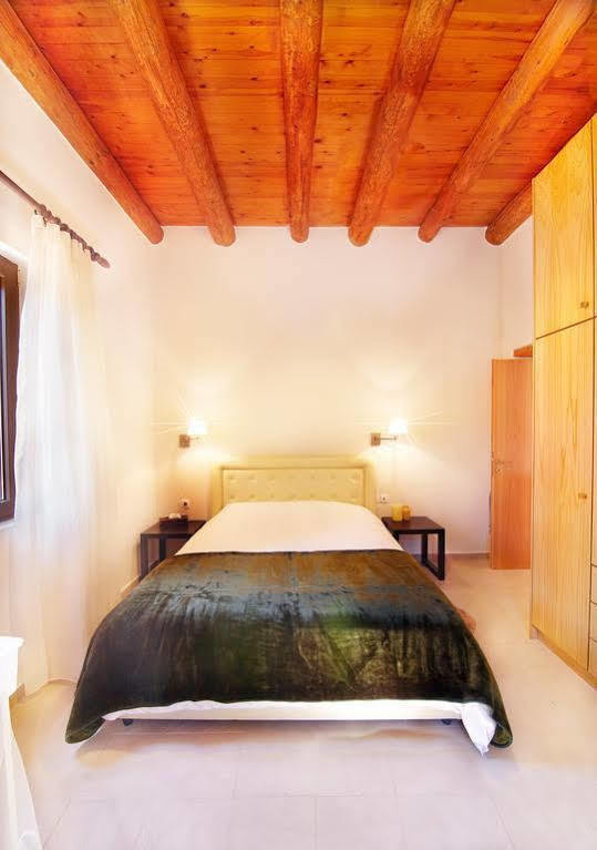 Villa Zourva Экстерьер фото